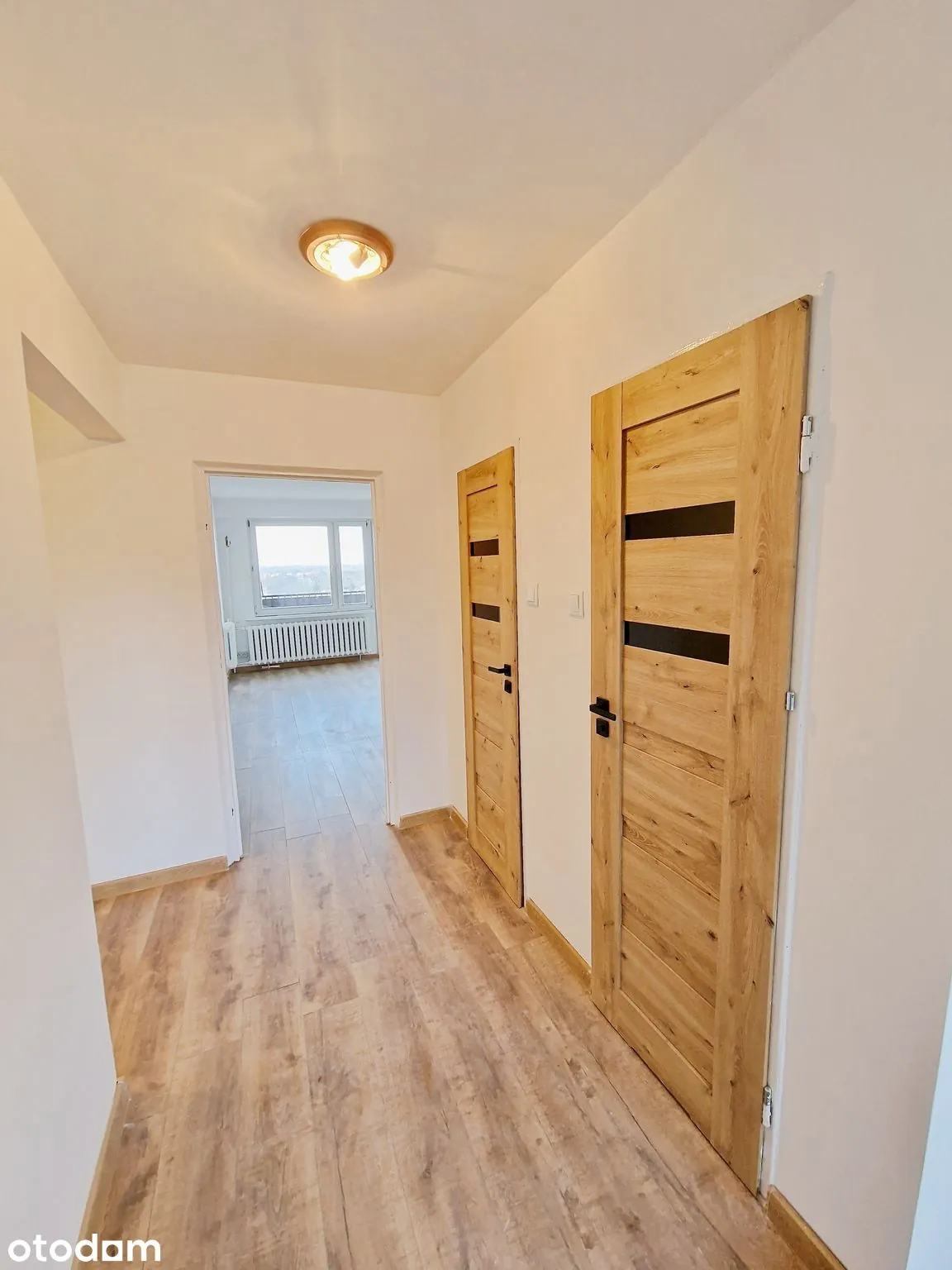 Mieszkanie 3-pokojowe po remoncie, 65 m² — zdjęcie 2 z 8