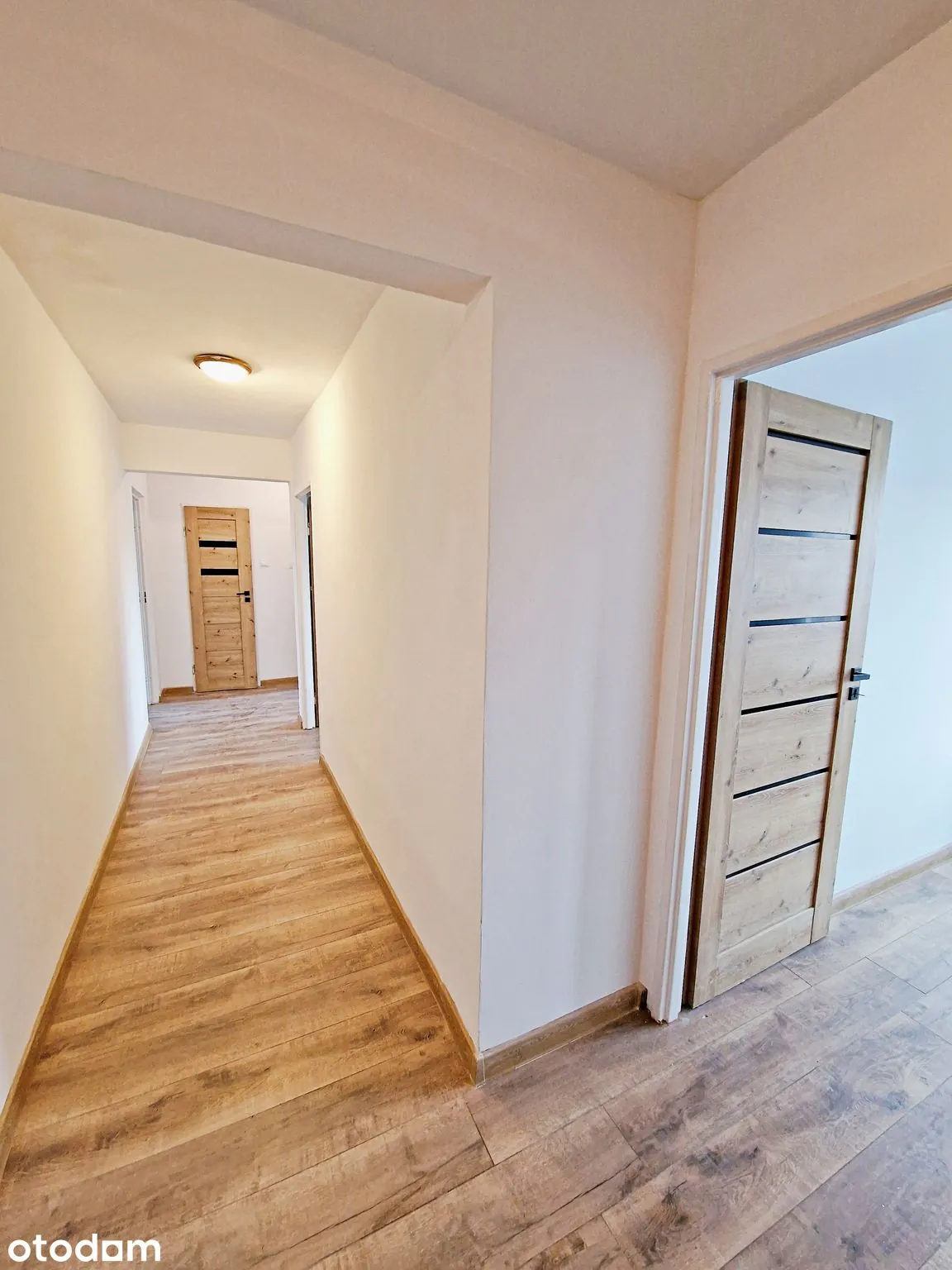 Mieszkanie 3-pokojowe po remoncie, 65 m² — zdjęcie 3 z 8